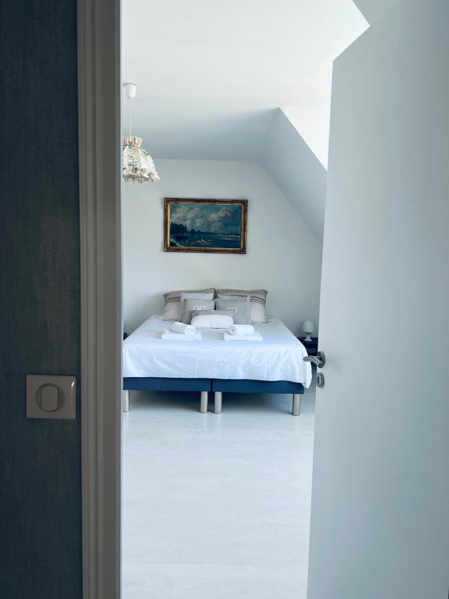 Le Manamour, Style Appart Hotel A 10 Min De Nevers Garchizy Exterior foto